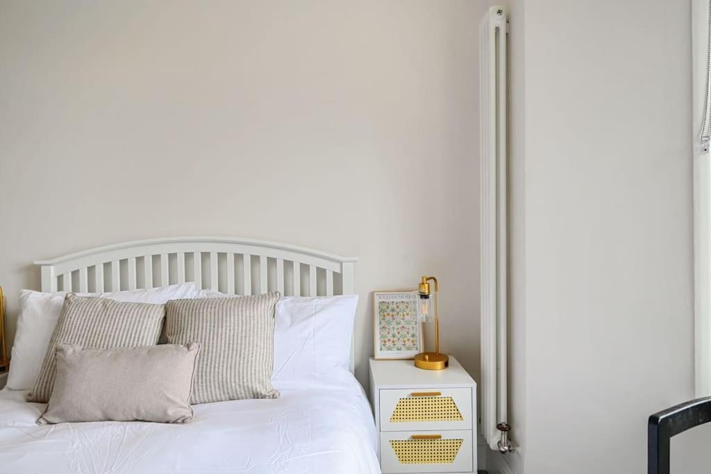 Stunning Spacious Duplex With Garden 141A Hastings Exteriér fotografie