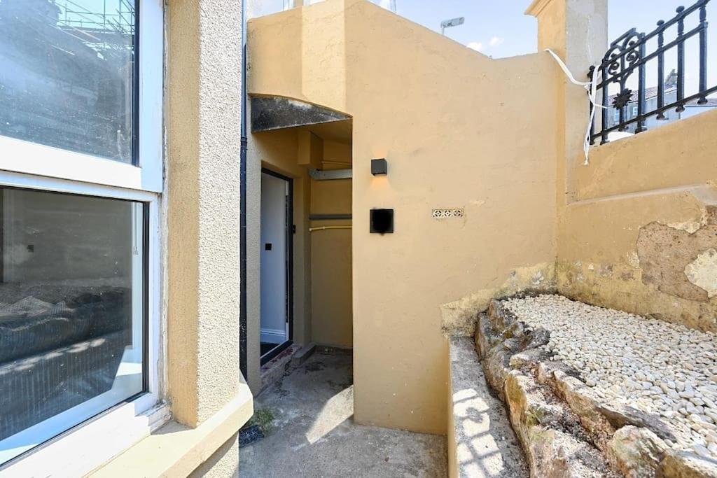 Stunning Spacious Duplex With Garden 141A Hastings Exteriér fotografie